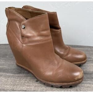 UGG Amal Wedge Ankle Boots Brown Leather Rear Zip Womens 8.5 EU 39.5